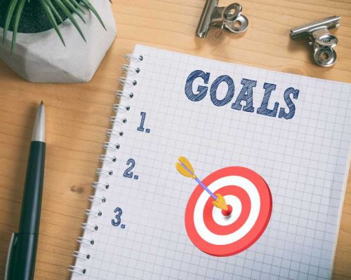 Crafting Your Financial Blueprint: A Quick Guide to Setting Goals for Every Life Stage
